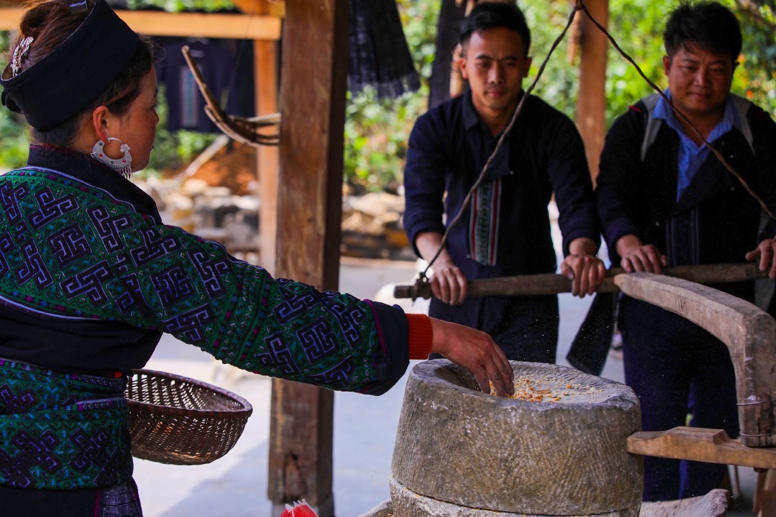 Tới Fansipan trải nghiệm mỗi tuần một lễ hội của người dân tộc bản địa - Ảnh 4.