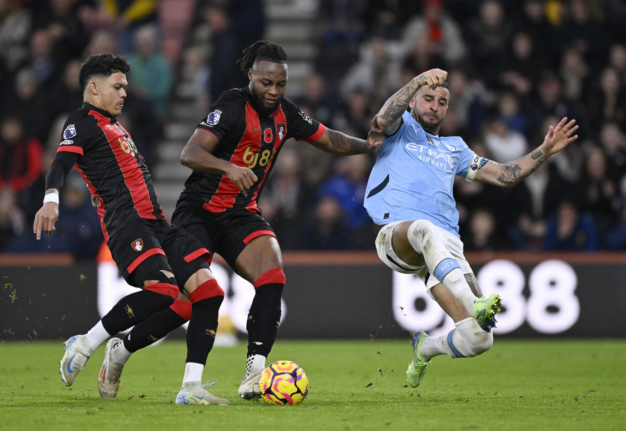 Pep Guardiola thừa nhận Man City xứng đáng thua Bournemouth- Ảnh 2.